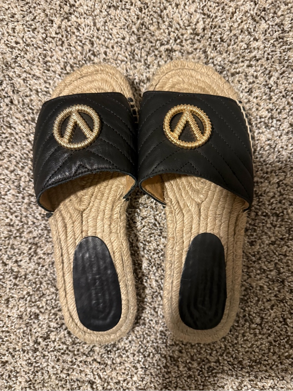 VALENTINO BY MARIO VALENTINO CLAVEL ESPADRILLE SLIDE SANDAL
IN BLACK SIZE 6